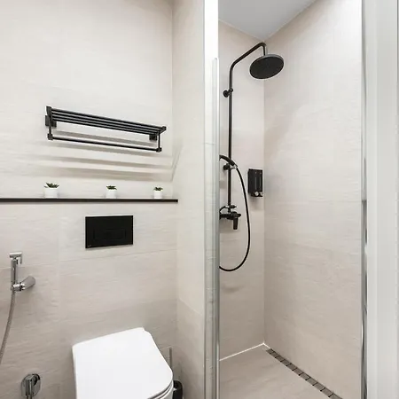 Loong Refresh Old Town Apartment
