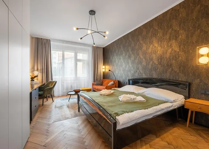 Loong Refresh Old Town Praga